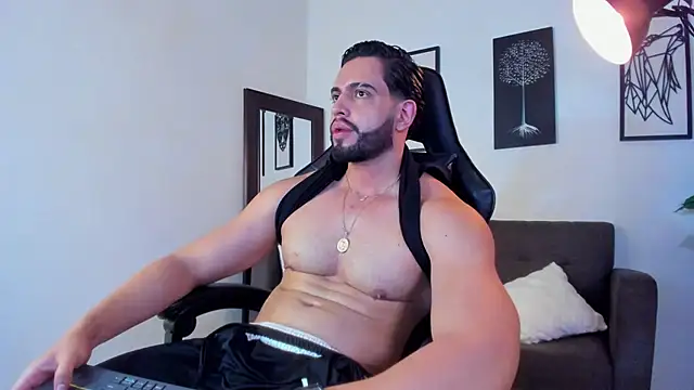 Justin_kingX7 stripchat live cam model