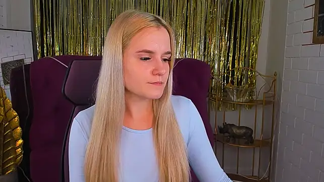 SherriButlers stripchat live cam model
