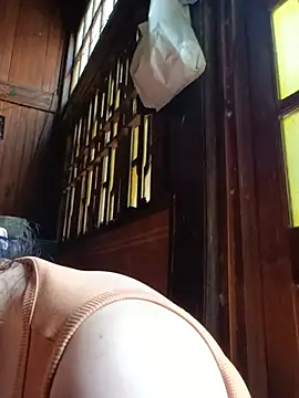 mayhenry stripchat live cam model