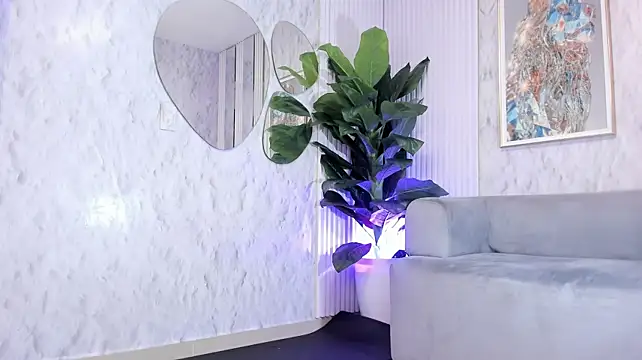 Noah_sexhotty stripchat live cam model