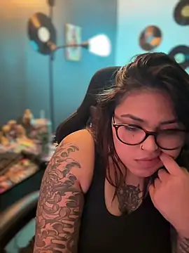 miacanela_xo stripchat live cam model