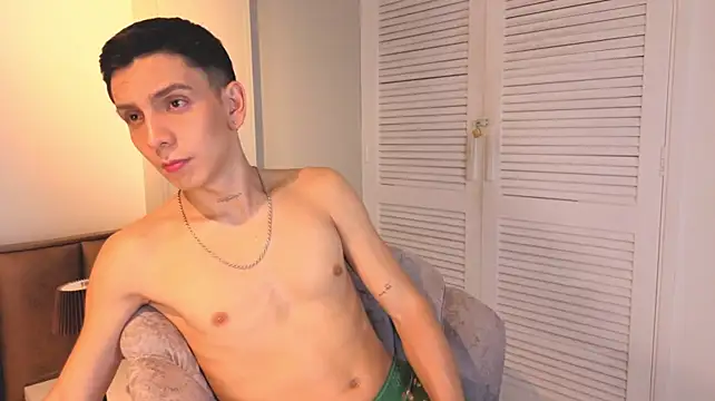 Liam_Fiire stripchat live cam model