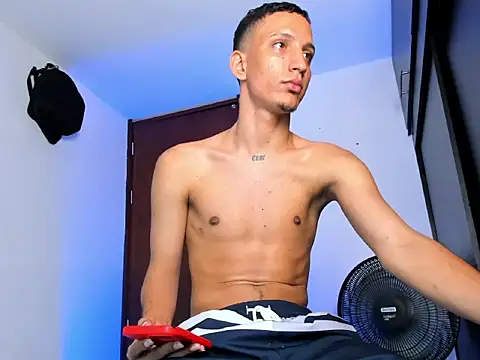 iamricardo_x stripchat live cam model