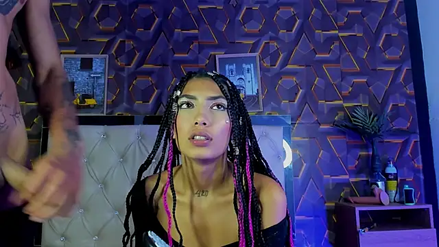 Charlotte_Bunny420 stripchat live cam model
