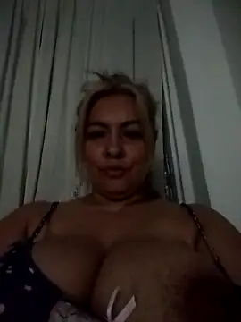 victoria_milf_x stripchat live cam model