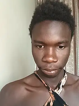 sweetonyango stripchat live cam model