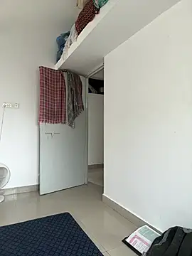 umaaNorth stripchat live cam model