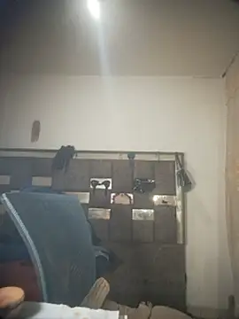 michaeldissts stripchat live cam model