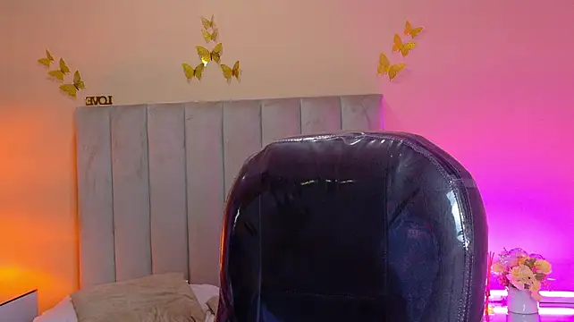 Derek_Sinn stripchat live cam model