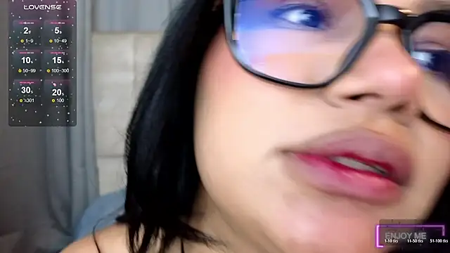 megangil_ stripchat live cam model