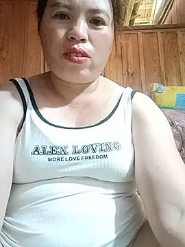 -Yeyi- stripchat live cam model
