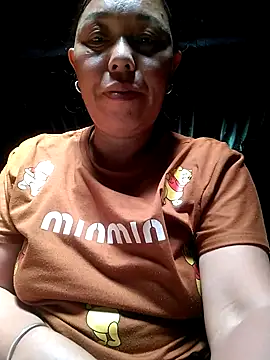 Haly1999 stripchat live cam model