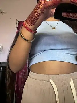 SIMMI_CHOUDHARY stripchat live cam model
