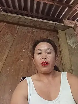 mi-key- stripchat live cam model