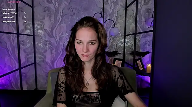 MirandaGlow stripchat live cam model