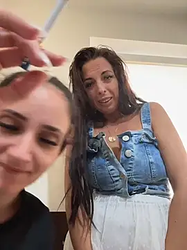 Almmaxxxx stripchat live cam model