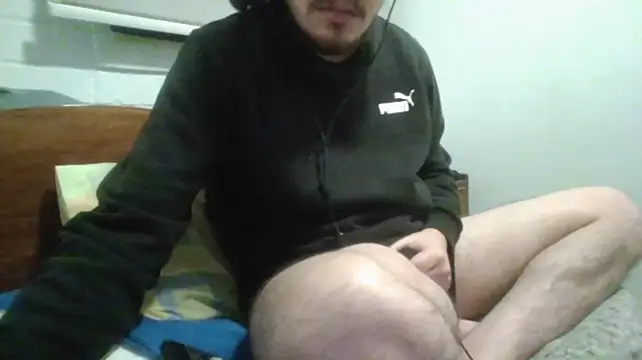 hung_weeb stripchat live cam model