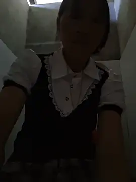 tcm-cute stripchat live cam model