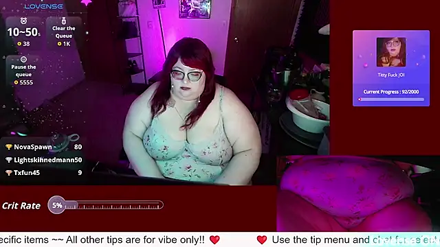 RileySynn stripchat live cam model