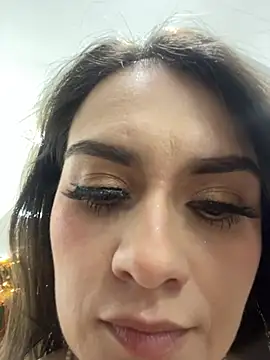 AprilDeRossi stripchat live cam model