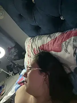 NeonSouls stripchat live cam model