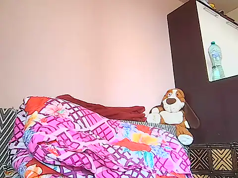 bambolino1978 stripchat live cam model