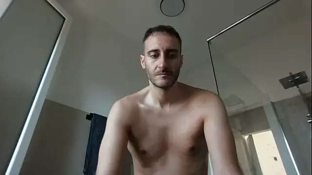 LukaShyGuy stripchat live cam model