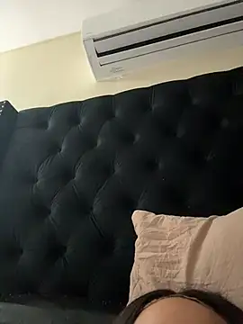 sexykitt3nn stripchat live cam model