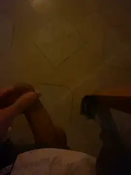 anonimo18cms stripchat live cam model