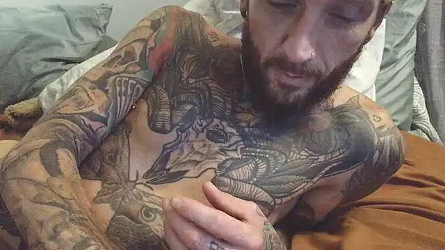 FrankieDRay stripchat live cam model