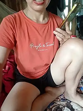 Elfledaa stripchat live cam model