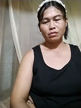 -Hatybi- stripchat live cam model