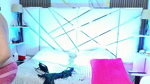 Scarlett__Moon stripchat live cam model