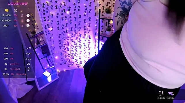 Aliceweidel_ stripchat live cam model
