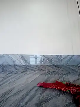 Bella-lynlyn stripchat live cam model