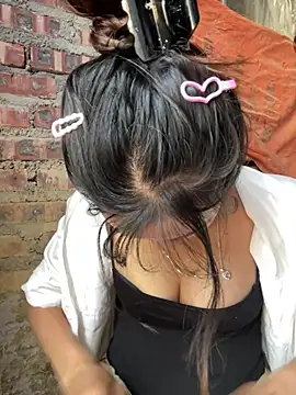 Xiuxiu-zz stripchat live cam model