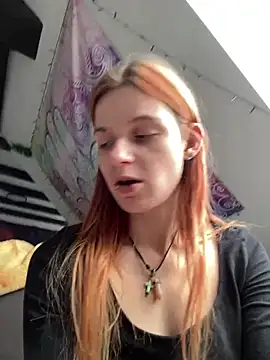 LeylaSquirtyBirty stripchat live cam model