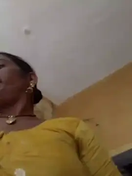 Rachana_Lodhi stripchat live cam model