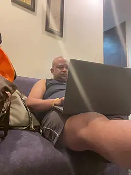 Dick_6inches_Delhi stripchat live cam model