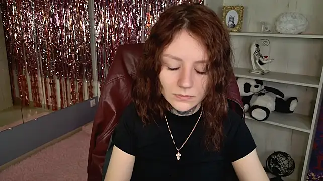 VeliraBraitberg stripchat live cam model
