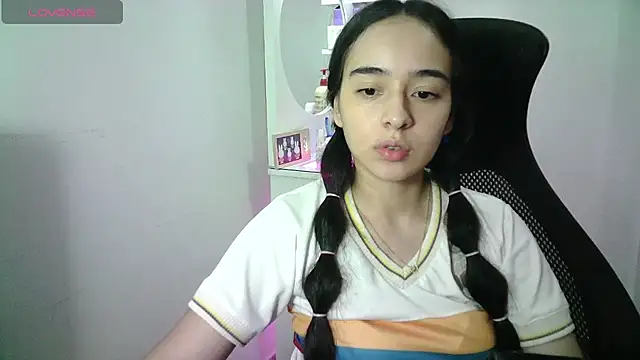 aineangeel stripchat live cam model