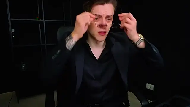 FelixStarkk stripchat live cam model