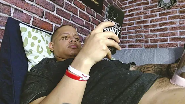 jordan_bigcock_ stripchat live cam model