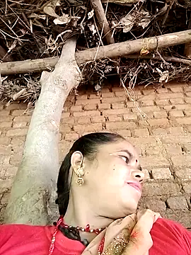 Hot_reeji8 stripchat live cam model
