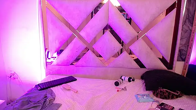 sweetbloomcs stripchat live cam model