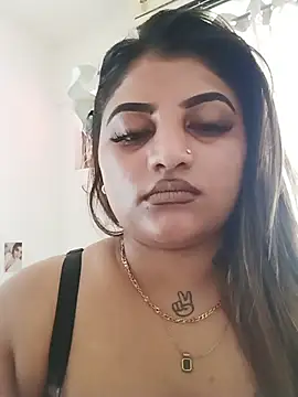 Sanaya_Gil stripchat live cam model