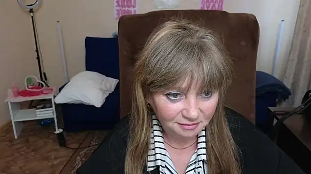 Melania_Cook stripchat live cam model