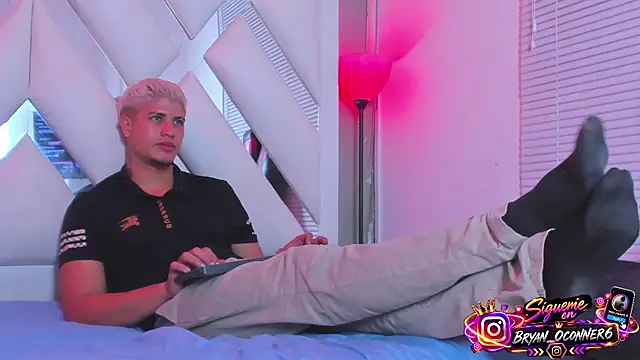 dominic_connor stripchat live cam model