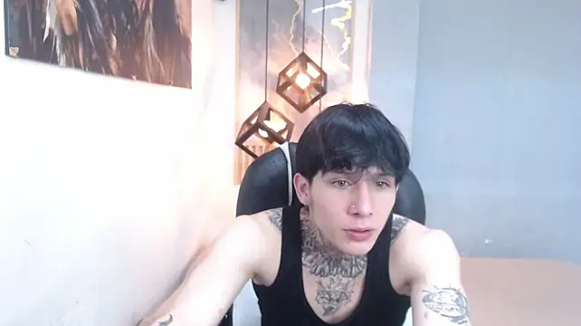 Cry_thereal stripchat live cam model
