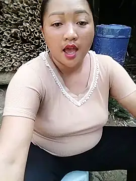 Vy-vi stripchat live cam model